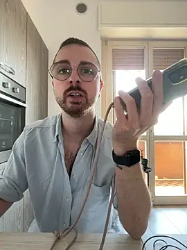 ItalianAlex webcam