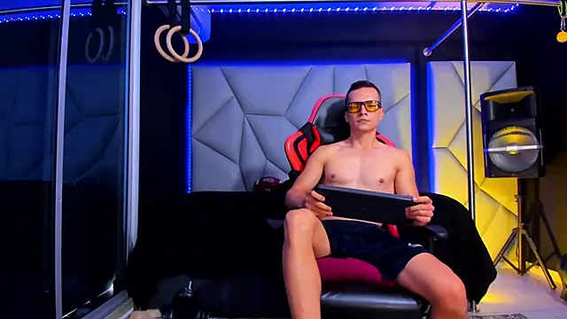 Aydenmiller96 webcam