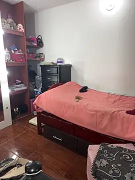 MariamGray1 webcam