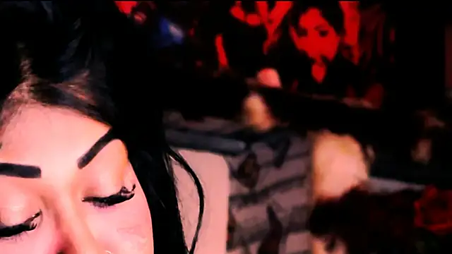 indian_dreamgirl webcam