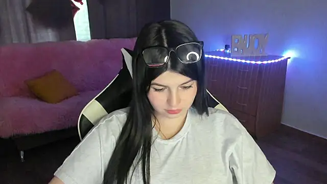 KisaModel webcam