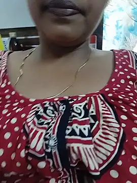 Hot-Tinaa webcam