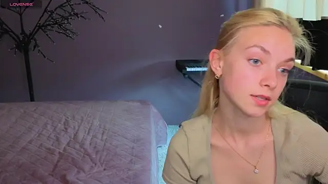 SonnySofia webcam