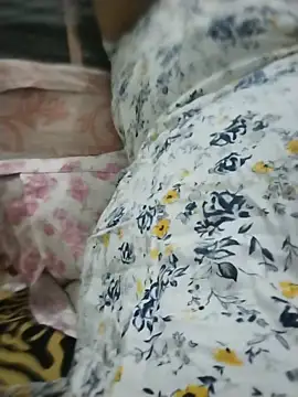 Lustybhabi webcam