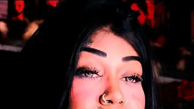 indian_dreamgirl webcam