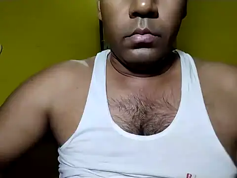 Lucky___05 webcam