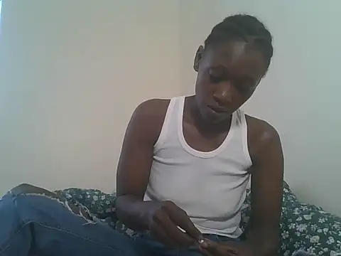 chocolatepetite webcam