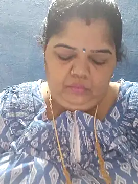 tamilthanushri webcam
