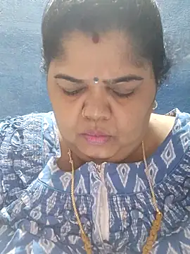 tamilthanushri webcam