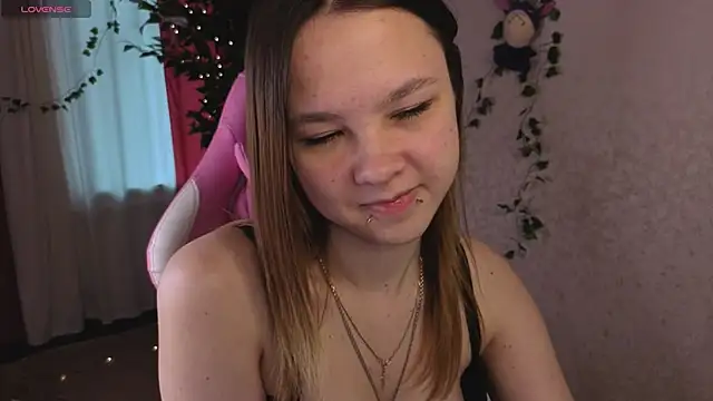 Lori_Bllossom webcam