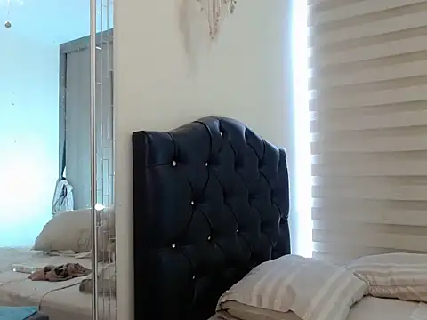 gooddes303salome webcam