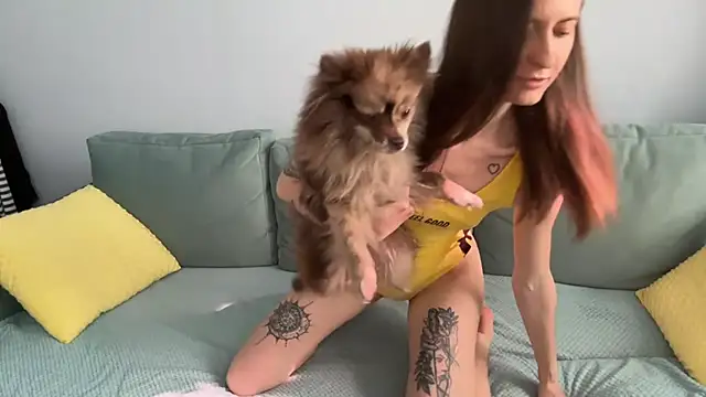 pollyflirt - Pollyflirt's free webcam - UK Sex Cams