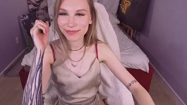 MilaDuales webcam