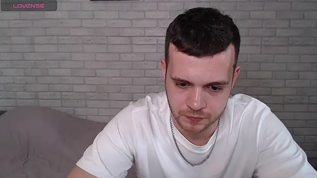 Alexxx_horny webcam