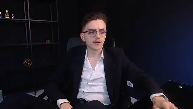 felixstarkk - FelixStarkk's free webcam - UK Sex Cams