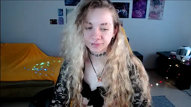 Nica_Kawaii webcam