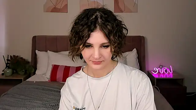 Kira__Fluffy webcam