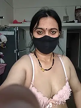 HeartlessGirl webcam
