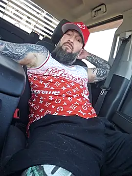 Beardedtattood webcam