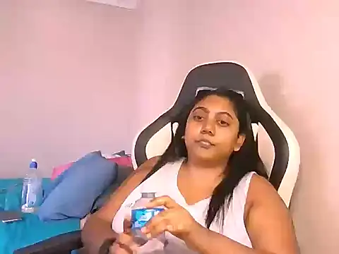 Indian_Ruby99 webcam