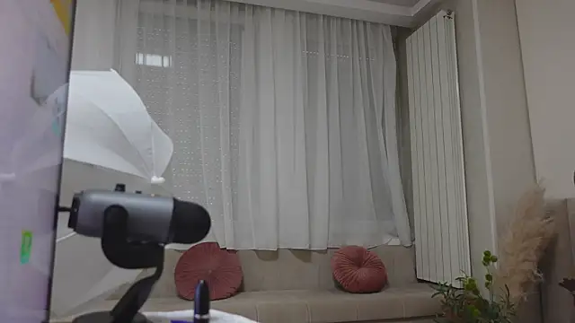 HaileyRoses webcam