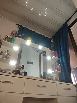 LaurenWelly_ webcam