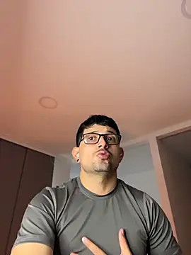 TroyeSavage webcam