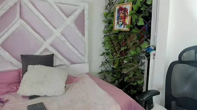 Tequilaaa11 webcam