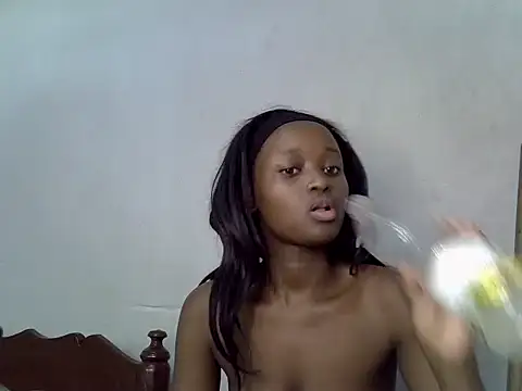 ExoticKiara webcam