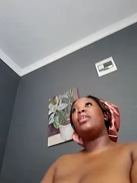 SWEETDOLLY29XX webcam