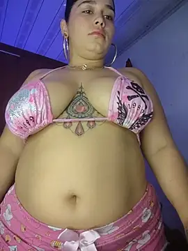 LaurenWelly_ webcam