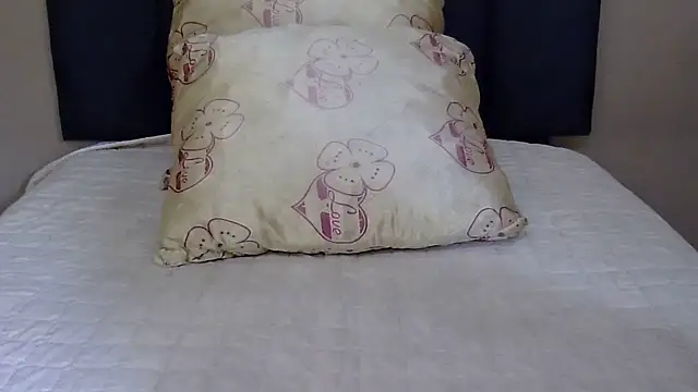 bigsexymama2 webcam
