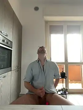 ItalianAlex webcam