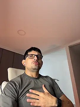 TroyeSavage webcam