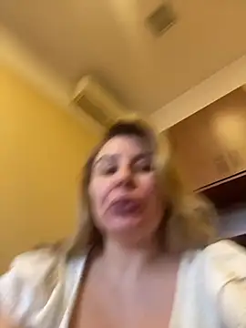 Passion-Blondy webcam