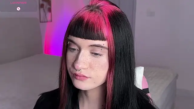 Erodia73 - Couple webcam sex chat