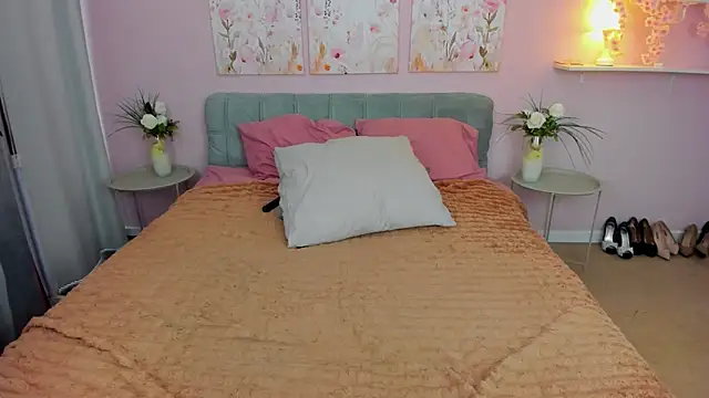 MiaSilkX