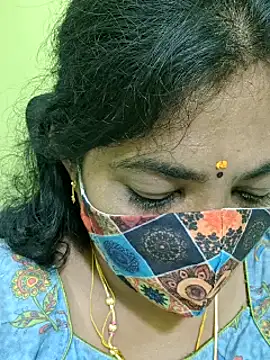 Tamil_Mithra webcam