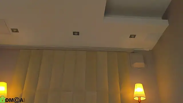 Vanessa_Harr1s webcam