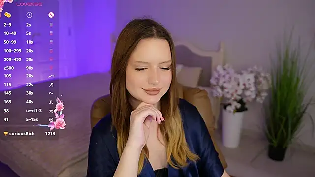 Milana_Moons webcam