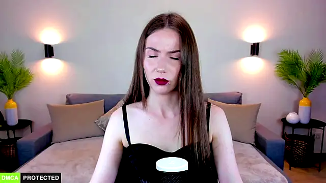 TheWoman__ webcam