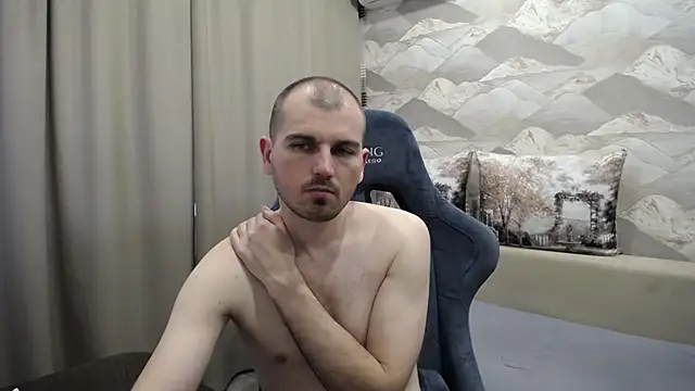 SerzhKorol1 live sex cam