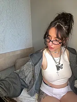 meow_mia - Meow_Mia's free webcam - UK Sex Cams