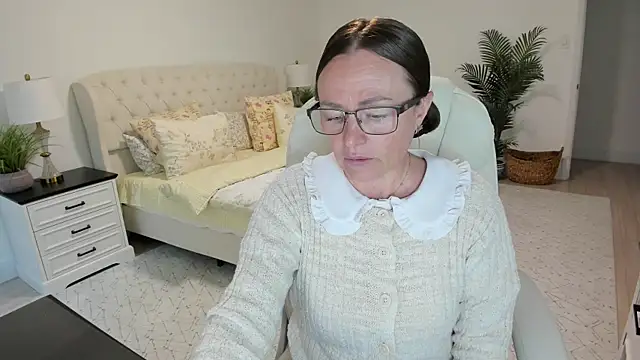 Vika73 webcam