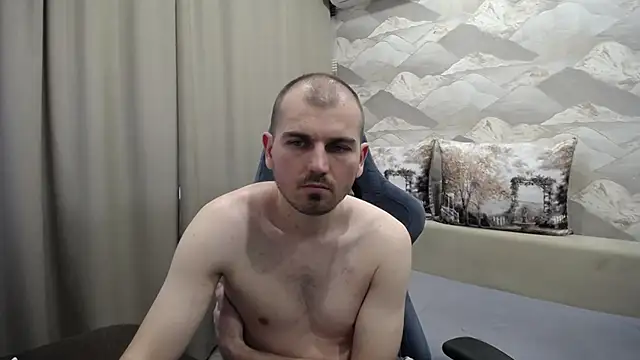 serzhkorol1 - SerzhKorol1's free webcam - UK Sex Cams