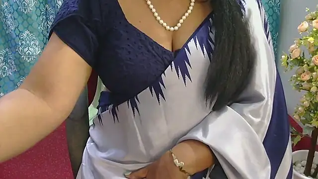 Mallu_Manisha webcam