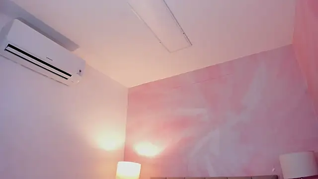 Beella1_ webcam