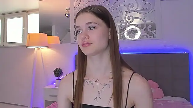 LuisaClover webcam