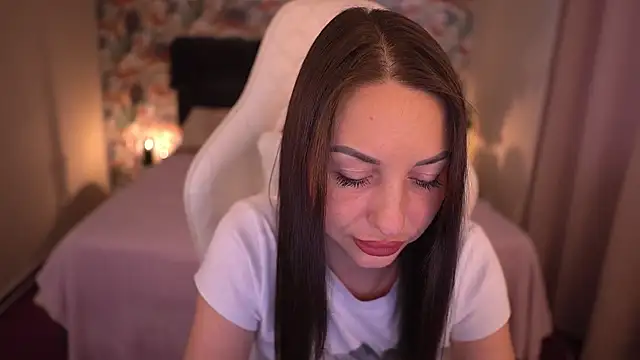 KristiiMax webcam