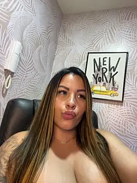 sexyyykloee webcam